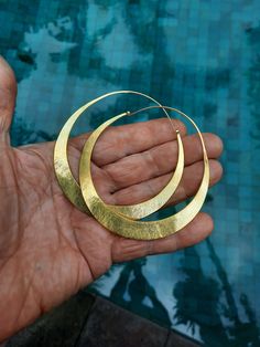 Big Gold Hoop Earrings, Ageing Gracefully, Earth Texture, Bold Women, Alternative Lifestyle, Boho Style Earrings, Big Hoop Earrings, Style Blogger, Unique Gifts For Her