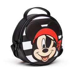 ¡Presentamos el bolso Disney Pirate Mickey Mouse, una maravilla cruzada que combina estilo y fantasía en un paquete encantador! Este tesoro de forma redonda presenta un cautivador aplique con expresión sonriente del Pirata Mickey Mouse, que agrega un toque de picardía y magia a tu conjunto. El atrevido patrón de rayas en el clásico blanco y negro hace una declaración. Diseñado pensando en la emoción, este bolso de Disney es perfecto para todos los fanáticos de Disney que desean mostrar su amor por el personaje icónico. Ya sea que estés paseando por el parque, asistiendo a una fiesta temática o simplemente añadiendo un toque de estilo inspirado en Disney a tu look diario, esta bolsa para cadáveres cruz es el accesorio definitivo para darle vida a tu conjunto.
 Más detalles



 ¡Te va a enca Smiling Expression, Mickey Mouse Bag, Round Crossbody Bag, Goofy Movie, Disney Bag, Halloween Bags, Disney Aladdin, Bold Stripes, Cartoon Tv