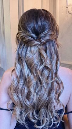 Bridesmaids Hairstyles Half Up Half Down, Debs Hair, Grad Hair, Prom Hair Down, Ball Hairstyles, Half Up Half Down Hairstyles