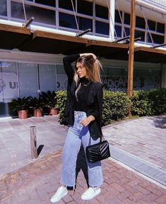 Outfits Con Jean Ancho, Outfit Jean Ancho, San Diego Outfits Fall, Wed Leg, Outfits Con Jeans, Effortless Outfit, Elegante Casual, Causual Outfits, Looks Chic