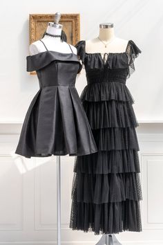 Romantic & enchanting, the Operetta Dress in shiny black organza features side-seam pockets, adjustable shoulder straps, off-the-shoulder structured sleeves, a center-back zipper, and a pleated, mini-length skirt. Please Note- This item is final sale only. . Details Small: Bust 32"-34", Waist 26"-28", Length 32" Medium: Bust 34"-36", Waist 28"-30", Length 32.5 Large: Bust 36"-38", Waist 30"-32", Length 33" Skirt Length Waist to Hem: 18" No Stretch, Please Check Measurements Center Back Zipper 10