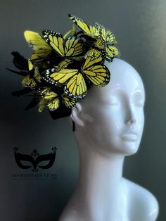 This fashionable butterfly fascinator is adorned with yellow monarch butterflies and featured in a variety of colors on a black fascinator base and headband/clip option. You have the option to pick other colors listed or a mixed color option. The perfect holiday gift for a fashion-forward person! I N C L U D E D Black fascinator on headband base topped with high-quality intricately detailed butterflies.  In secure box packaging to keep form.  S H I P P I N G -  Processed same day or within 24 ho Witch Dance, Butterfly Fascinator, Orange Fascinators, Butterfly Headpiece, Butterfly Hat, Tea Hats, Yellow Feathers, Fascinator Headband, Orange Butterfly