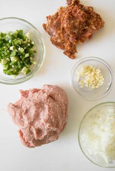 the ingredients to make this dish include meat, onions, and green peppers in small bowls