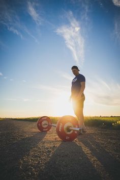 How do you celebrate Earth Day? Do you have a favorite tradition!

When the sun is out, our garage doors are open or we're doing our favorite outdoor activities! Medicine Balls, Kettlebell, Earth Day