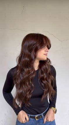 Long Hair With Bangs Dark Brown, Moka Brown Hair, Bella Swan Hair Color, Cinnamon Spice Brunette, Cherry Chocolate Balayage Hair, All Over Color Brunette, Brown Auburn Hair Color, Chocolate Cherry Balayage, Hair Color For Brown Skin Latina