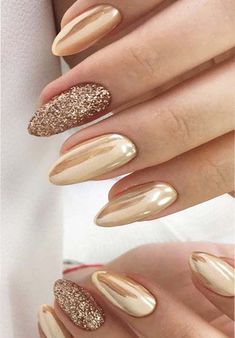 Fall Wedding Nails, Wedding Nail Art Design, New Years Eve Nails, Golden Nails, Wedding Nails Glitter, Gold Nail Polish, Gold Nail Designs, Gold Nail Art, Hot Hands