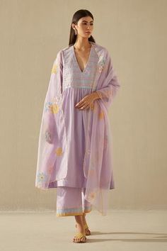 Shop for Sureena Chowdhri Purple Silk Chanderi Flared Kurta Set for Women Online at Aza Fashions Sureena Chowdhri, Lace Kaftan, Silk Anarkali, Kurta Set For Women, A Line Kurta, Ethnic Outfits, Beaded Neckline, Silk Trousers, Organza Dupatta