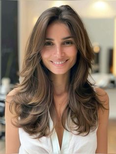 Layered Haircuts For Long Hair Wavy, Long Layers Wavy Hair, Layers Wavy Hair, Layers For Curly Hair, Dramatic Layers, Pictures Of Short Haircuts, Layered Haircuts For Long Hair, Longhair Haircut, Haircut For Big Forehead