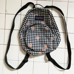 Hard To Find Jansport Half Pint Mini Gingham Daisy Backpack New Without Tags Adjustable Straps 625 Cubic Inches 100% Polyester Black Backpack For Spring, Casual Plaid School Bag, Casual Gingham Bags For School, Gingham Backpack For Everyday Use, Gingham Backpack For Everyday Use And Back To School, Back To School Gingham Backpack For Everyday Use, Preppy Gingham Backpack, Daisy Backpack, Mini Backpacks