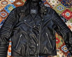 Chaqueta de cuero para mujer / Chaqueta de cuero de piel de cordero genuina / Chaqueta de motociclista / Chaqueta de motocicleta / Nueva chaqueta de ajuste hecha a mano / Chaqueta de cuero negro - Etsy España