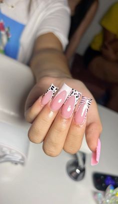 Y3k Nail Ideas, Y2k Themed Nails, Acrylic Nail Inspo Square, Medium Y2k Nails, Medium Length Nails Acrylic Square Design, Pink French Tip Designs, Hot Pink Cow Print Nails, Crazy Nail Designs Creative, Pink Cowprint Nails