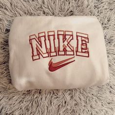 Embroidery Crewneck, Vintage Nike Sweatshirt, Cute Nike Outfits, Cute Couple Outfits, Cute Shirt Designs, Nike Pullover, Nike Vintage