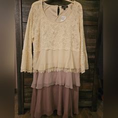 Off White To Brown Size Large Suzanne Betro Layered Dress Measurements: Pit-Pit 19" Pit To Bottom 28" Nwt Fitted Beige Dress For Layering, Spring Dresses With Lace Trim For Layering, Dresses Brown, Beige Dress, Layered Dress, Beige Dresses, Layer Dress, Dress Measurements, Brown Beige