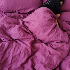 Raspberry Duvet Cover, Raspberry Bedding, Colorful Bedsheets, Colorful Bedroom Ideas For Adults, Magenta Bedding, Girly Bedding, Pink And Purple Room, Funky Bedding, Bedding Color