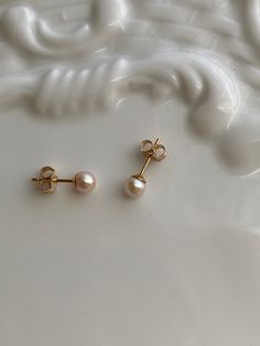 These are  bright white slightly pink AAA AKOYA pearls. You will not find pearls of this quality at this price. Gorgeous pearls small size.  These are small and make a great second piercing set or just a little bling. 14k gold filled post and ear clutches. Free Shipping & Gift box Akoya Pearl Earrings, Second Piercing, Earrings 3, Akoya Pearls, Jewelry Earrings Studs, Clutches, Gold Filled, Pearl Earrings, Jewelry Earrings