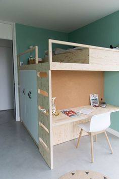 Ide kamar tidur Closet Beds Ideas, Loft Bed With Hideout, Beds For Small Rooms, Diy Loft Bed, Small Room Design Bedroom, Small Room Design, Room Design Bedroom, Small Room Bedroom, Closet Space