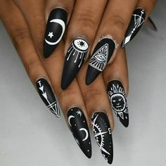 Hell's Boutique on Instagram: “Witchy babe nails 🌙🔮 @chellysnails  #HellsBoutique #nails #gothnails #occultnails #witchnails #goth #gothgirl #occult #witch #witchcraft…” Goth Acrylics, Astrological Nails, Halloween Nail Art Designs, Black And White Nails, Halloween Nails Easy