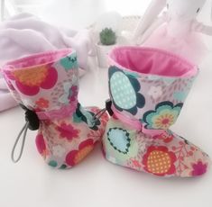 Spring Gift Booties With Soft Sole, Cute Soft Sole Booties As Gift, Pink Booties With Soft Sole As Gift, Pink Booties With Soft Sole For Gift, Spring White Booties As Gift, Cute Pink Handmade Booties, Cute Pink Booties As Gift, Cute Pink Booties For Gift, Cute Handmade Pink Booties