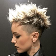 Punk Haircuts For Women, Punk Haircuts, Punk Haircut, Cute Bob Haircuts, Haircut For Women, Short Hair Designs, Cute Bob, Pixie Haircut For Thick Hair