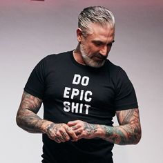 Beard Ideas, Designer Tuxedo, Mens Fashion Rugged, Hipster Mens Fashion, Ideal Man, Popular Haircuts, Motivational Pictures, Tuxedo Shirts