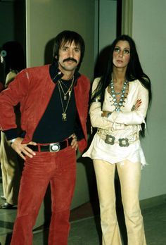 Sonny And Cher Outfits, Cher Iconic Outfits, Sonny And Cher Costumes, 70s Couple Costume, Sonny And Cher Costume, Cher Costume Halloween, Cher Halloween Costume, Cher Halloween