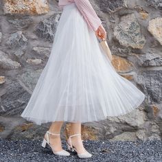 Lasaky - Breathable High-Waisted Mesh Tulle Skirt with Cascading Pleats Womens Tulle Skirt, Gauze Skirts, White Long Skirt, Skirt Y2k, Layered Fashion, White Skirt, Tutu Skirt, Types Of Skirts, White Skirts