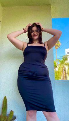 Barbie Ferreira Aesthetic, Aesthetic Plus Size, Euphoria Cast, Body Appreciation, Body Draw, Background Collage, Barbie Ferreira, Plus Size Fall Outfit