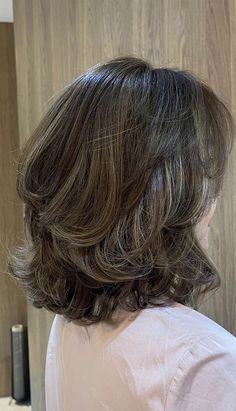 #BEAUTY, #RELATIONSHIPS #Fashion #Animals #Outfits #Winter Outfits #Animals Hairstyles Asian, Dreads Hairstyles, 60s Women, Fesyen Rambut, Hair Inspiration Short, Hairstyles For Layered Hair, Haircuts For Wavy Hair, Short Layered Haircuts, Women's Hairstyles