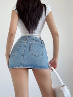 Casual High Waist Dark Wash Skort, Casual High Waist Denim Skort, High Waist Denim Skort Casual, Casual Mid-rise Denim Mini Skirt, Casual High Rise Denim Mini Skirt, Casual Denim Skort, Casual Light Wash Mini Length Bottoms, Casual Light Wash Mini Bottoms, Casual Mid-rise Denim Skort