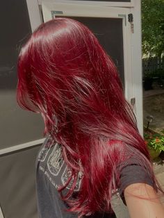 Funny Haircuts, Cherry Red Hair Color, Unique Haircuts, Red Balayage Hair, Red Hair Color Ideas, Wine Hair Color, Cherry Red Hair, Wine Red Hair, Red Hair Inspo