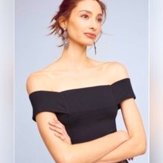 Nwt Anthropologie Tops Deletta Black Ponte Crop Off The Shoulder Top. Can Be Worn Denim Or Skirts. Causal Or Dressy. Cropped Length To Show A Little Or Not And Wear With Your High Rise Options! Black Off-shoulder Crop Top For Evening, Black Fitted Crop Top For Formal Occasions, Fitted Black Crop Top For Formal Occasions, Formal Fitted Black Crop Top, Elegant Fitted Top For Going Out, Elegant Stretch Crop Top For Going Out, Chic Black Crop Top For Formal Occasions, Black Cropped Top For Formal Occasions, Anthropologie Top