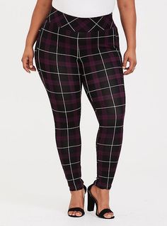 Plus Size Business Attire, Buy Clothes Online, Trendy Plus Size Fashion, New Street Style, Pixie Pants, Ponte Fabric, Active Outfits, Ponte Pants, Purple Plaid