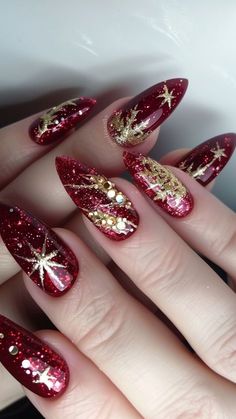 Festive Holiday Nails, Nails Unique, Winter Manicure