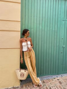 Stile Hippie Chic, Look Da Festival, Italian Summer Outfits, Stile Boho Chic, Look Boho Chic, Looks Pinterest, Mode Hippie, Ibiza Outfits