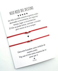 two red string bracelets with heart charms on each one and the words hello roto del destinoo written in spanish