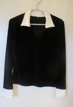 NBL42 Women’s Ralph Lauren Black Velvet Long Sleeve Top Size Medium | eBay Velvet Top Long Sleeve, Ralph Lauren Long Sleeve, Velvet Top, Women Sleeve, Velvet Tops, Y2k Streetwear, White Collar, Black Velvet, Womens Clothing Tops