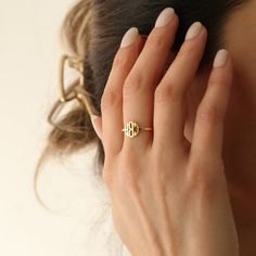 This beautiful ring is handmade using pure 925 sterling silver with your personalized initials in circle monogram. A stylish, unique accessory that makes a great gift to show somebody (or yourself, because you matter ♥) that you're thinking of them. Perfect for graduations, wedding events, holidays, Mothers' day, and birthdays. Colors: Silver Gold Rose Gold Other styles are available in our shop at https://www.etsy.com/shop/GoldPersonalized. Please contact us if you have any questions or request Silver Monogram, Zierlicher Ring, Letter Ring, Monogram Ring, Circle Monogram, Initial Ring, Signet Rings, You Matter, Personalized Initials