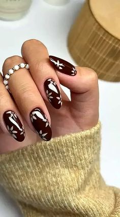 Discover 32 Fall Nails You Need to Try This Year! From chic Fall Gel Nails to Her Nails looks that will leave you obsessed, these Sophisticated Fall Nails are perfect for the season. Get inspired with Fall 24 Nails and Cute Nails For Fall that add a festive touch. Whether you're looking for Nail Inspo Thanksgiving or Classy Acrylic Nails, we’ve got the ultimate Nagel Inspo. Stay on top of the Nails Trends Fall 2024 with Classy Nail Colors Fall and Trending Nail Inspo 2024 for a flawless manic...