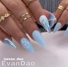 Nail Inspiration Stilleto, January Acrylic Nail Ideas, Snow Nails, December Nails, Winter Nails Acrylic, Her Nails, Nagel Inspo, Xmas Nails, Christmas Nail Designs