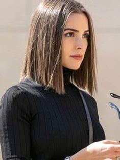 Asian Lob Haircut, Medium Length Bob Haircut, Black Lob, Sleek Lob, Sleek Short Hair, Sleek Bob, Brown Hair Balayage, Red Midi, Shot Hair Styles