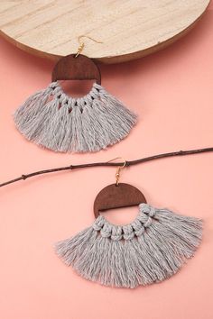 An extraordinary boho handmade woven tassel earring. A boho chic style, perfect accessory for your best outfits! DIMENSION length: 3"width: 2.75" earring back: Fish Hook, metal: Gold Plating Brassproduct: Lead & Nickel Compliantanti-tarnish: Double E-coating Fringe Earring, Boho Chic Style, Boho Handmade, Sunglass Chain, Best Outfits, Tassel Fringe, Steel Necklace, Handmade Boho, Color Calibration