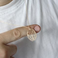 A great gift for a doctor or your loved one who is interested in brain anatomy. It is a great opportunity to always carry the mysterious mystery of the brain with you. A great gift for neurosurgeons and brain doctors. Width of Pendant; 16mm Pendant Length; 23mm Brain Jewelry, Doctor Necklace, Brain Necklace, Anatomical Brain, Gift For Doctor, Brain Anatomy, Doctor Gift, Medical Art, Doctor Gifts