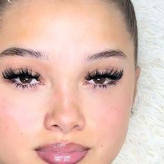 Wet Set Lashes Cat Eye, India Love Lashes, Round Eye Lash Extension, Lashes Fake Eyelashes, Lash Extensions Makeup, Lash Extensions Styles, Perfect Eyelashes, Pretty Lashes, Makeup For Black Skin