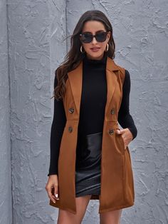 Brown Vest Outfit, Sleeveless Blazer Outfit, Camel Coat Outfit, Vest Outfits For Women, Double Breasted Vest, Look Legging, Fall Fashion Coats, Pocket Vest, Sleeveless Blazer