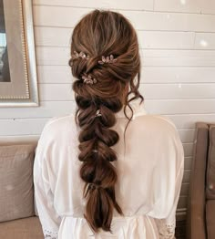 Hey, have you ever got something elegant hairdo on your internet? We have come up with some most elegant braids hairstyles for your long hair for this special fall trend. #hairstyles #fall #fallhairstyles #braidshairstyles #longhairstyles Braided Boho Hairstyles, Bridal Braids, Bridal Hair Inspiration, Long Hair Wedding Styles, Bridal Hairstyle, Wedding Hair Inspiration, Bridesmaid Hairstyles, Bridal Hair And Makeup