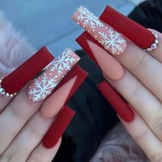 24 Reusable Press On Nails Reusable Color May Vary Due To Lighting Size One Size Condition New Reusable Comes With Mini Nail File And Glue Strips Valentine Nails, Nagel Tips, Winter Nails Acrylic, Christmas Nails Acrylic, Acrylic Nails Coffin, Kwanzaa, Stick On Nails, Nailed It, Xmas Nails