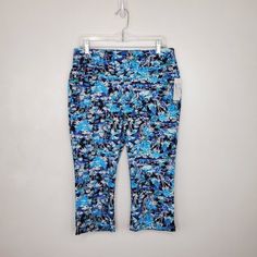 Christopher & Banks Signature Slimming Tropical Crop Pant, Nwt, Size 8 Average Bundle For The Best Shipping Price Across All Reselling Platforms!!!! Put 2 Or More Items (Not To Exceed 5lbs) From My Closet Into The Bundle Feature For A Single Shipping Cost Of $7.97! "The Perfect Pant" Palm Tree Print Crop Pants Size: 8 Average Blue, Navy, Aqua, Cream, Grayish White Palm Trees Stretchy Rayon, Nylon, Spandex Blend Pull-On Hidden Tummy Panel For A More Flattering Fit Summer, Spring, Vacation, Coasta Summer Fitted Blue Capris, Fitted Blue Pants With Floral Print, Fitted Blue Capri Pants, Blue Fitted Capri Pants, Non-stretch Printed Pants For The Beach, Fit Summer, Spring Vacation, Beach Casual, Perfect Pant