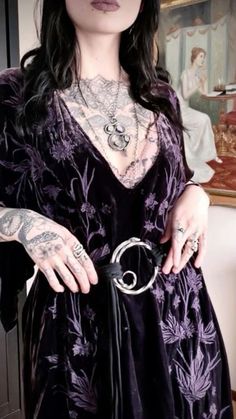 Romantic Witch Fashion, Dark Floral Fashion, Purple Goth Aesthetic Outfit, Whimsy Goth Fashion, Whimsigothic Dress, Romantic Goth Style, Whimsigoth Aesthetic Fashion, Goth Boho Outfits, Dark Purple Clothes