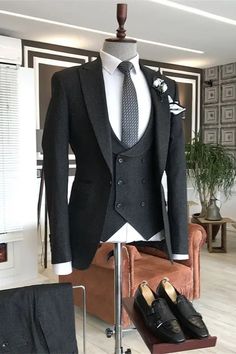 Carlos Black Peaked Lapel Close Fitting Three Pieces Men Suits For Business Three Piece Suit Mens, Peak Lapel Suit, Formal Wedding Suit, Groom Suits, Men's Business Outfits, Black Suit Men, Amazing Houses, Men's Business Suits, Slim Fit Suit Men