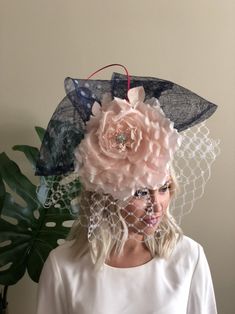 This beautiful custom Kentucky Derby hat/fascinator is the perfect piece for any Derby, Oaks, or Race Day outfit. Please note hats/fascinators are one size fits most; if you need additional specifications on hat/fascinators dimensions feel free to message us. All sales are final. Hok124-02 Handmade Fitted High Crown Mini Hats, Handmade Fitted Mini Hat With High Crown, Kentucky Derby Church Costume Headband, Kentucky Derby Headband For Church, Kentucky Derby Church Mini Hat Headband, Elegant Headband Hat For Kentucky Derby Evening, Headband Mini Hats For Kentucky Derby Races, Evening Hat For Kentucky Derby, Custom Formal Hat For Kentucky Derby